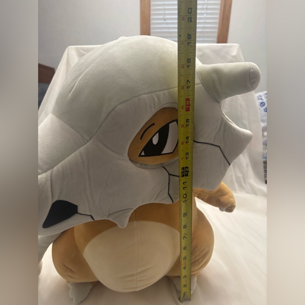 Pokémon Cubone Giant 24" Plush Jazwares GameStop Exclusive Jumbo - Picture 15 of 16